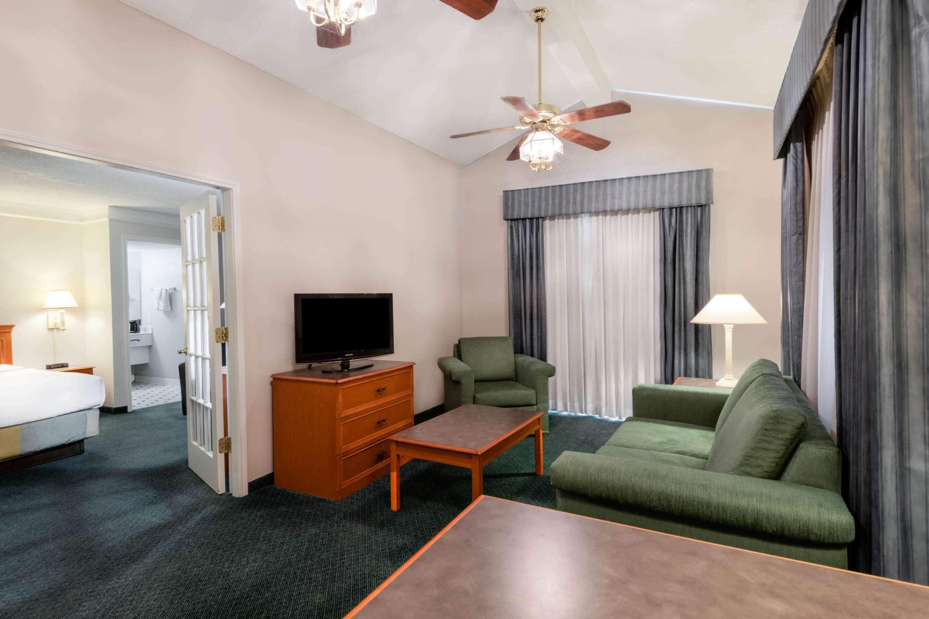 La Quinta Inn By Wyndham Фармингтън Екстериор снимка